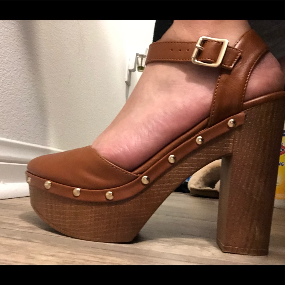 Women’s mule heels
